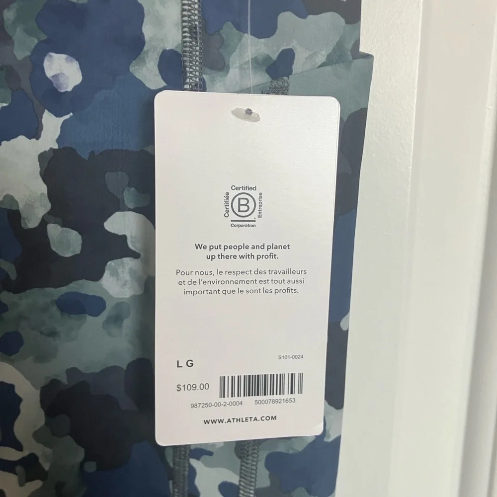 Athleta Women’s Transcend 7/8 Tight in Camo - Picture 2 of 5